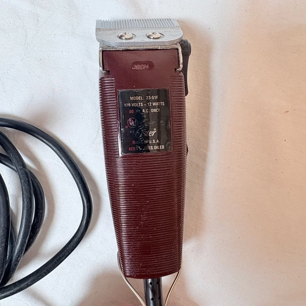 Oster Fast Feed Adjustable Pivot Motor Clipper Burgundy Made in USA 23-51F